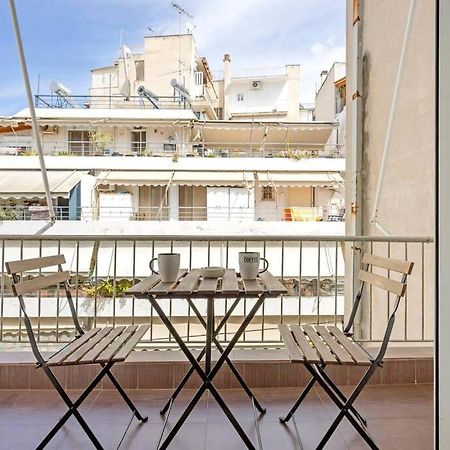 Apartment In The Middle Of Everything Athen Eksteriør billede