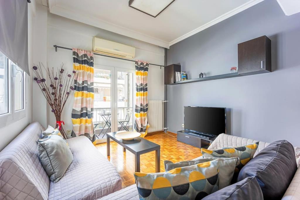 Apartment In The Middle Of Everything Athen Eksteriør billede