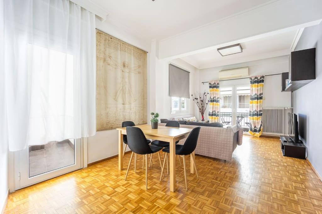 Apartment In The Middle Of Everything Athen Eksteriør billede