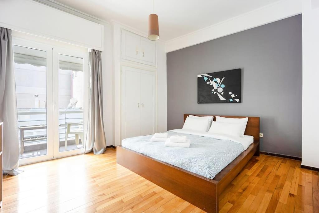 Apartment In The Middle Of Everything Athen Eksteriør billede