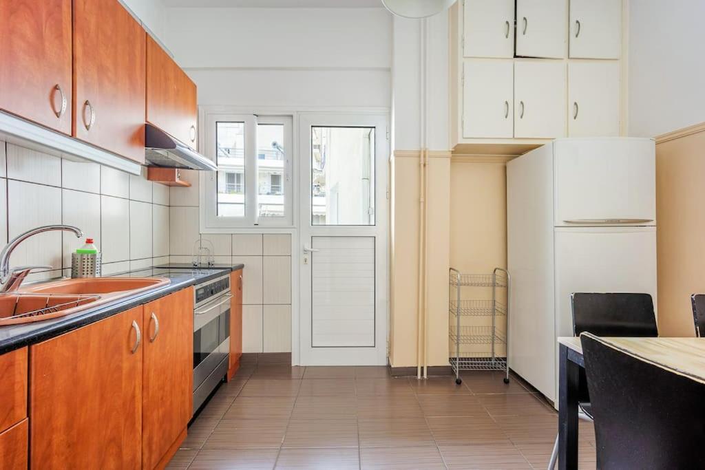 Apartment In The Middle Of Everything Athen Eksteriør billede